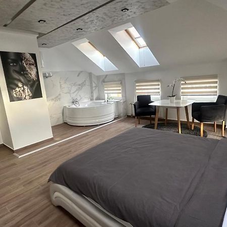 Seti Gorgeous Apartments With Jacuzzi Belgrado Exterior foto