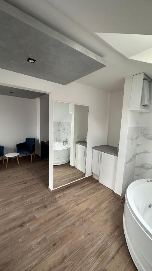 Seti Gorgeous Apartments With Jacuzzi Belgrado Exterior foto